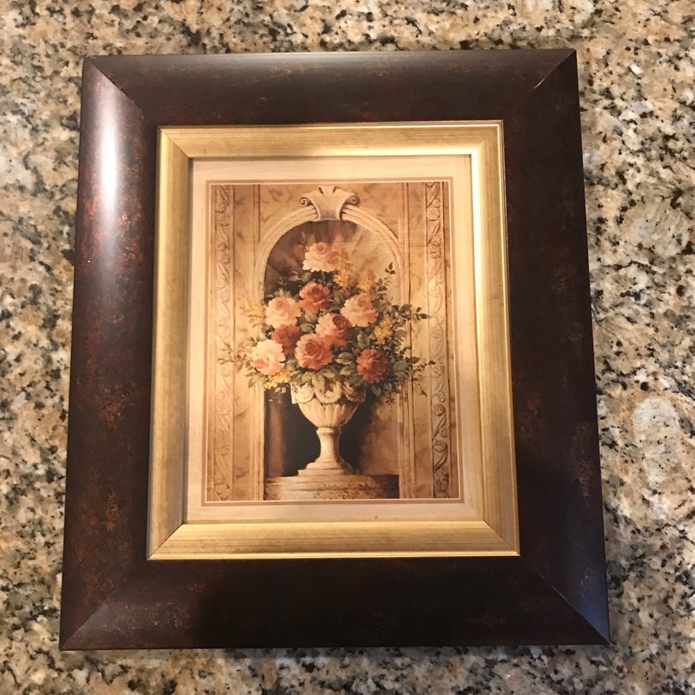 💐 Vintage Floral Painting